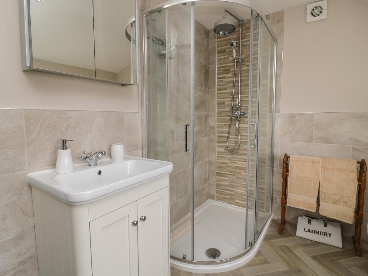2 Crosslands Villa York Buitenkant foto