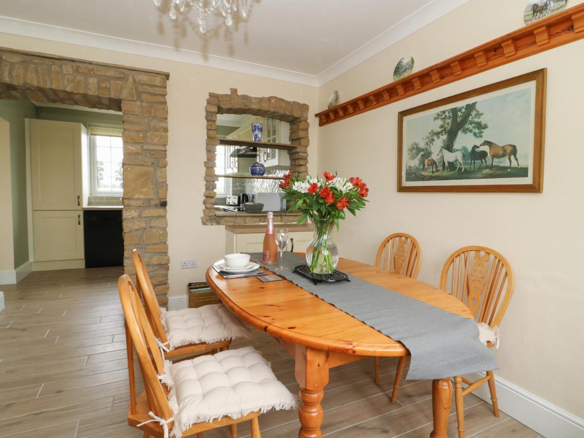 2 Crosslands Villa York Buitenkant foto
